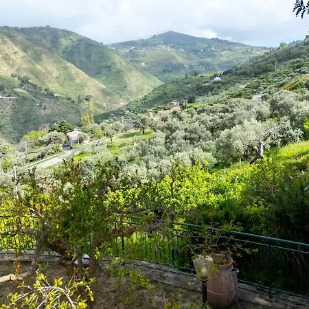 Panoramic Fiore Di Limone Near Cefalu شقة سانتو ستيفانو دي كاماسترا